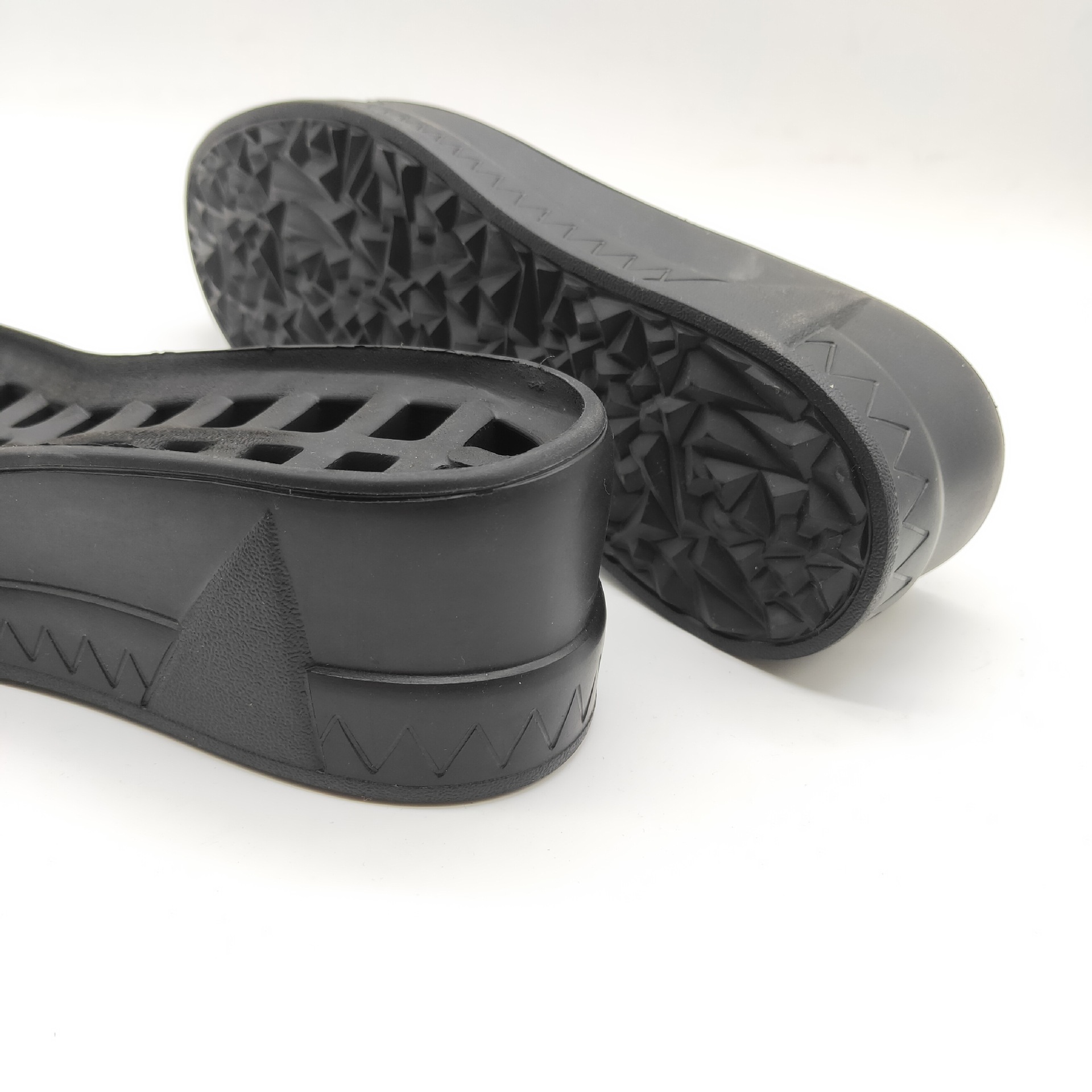 舒适懒人一脚蹬橡胶发泡女鞋底 高弹成型发泡大底 专业底厂直销