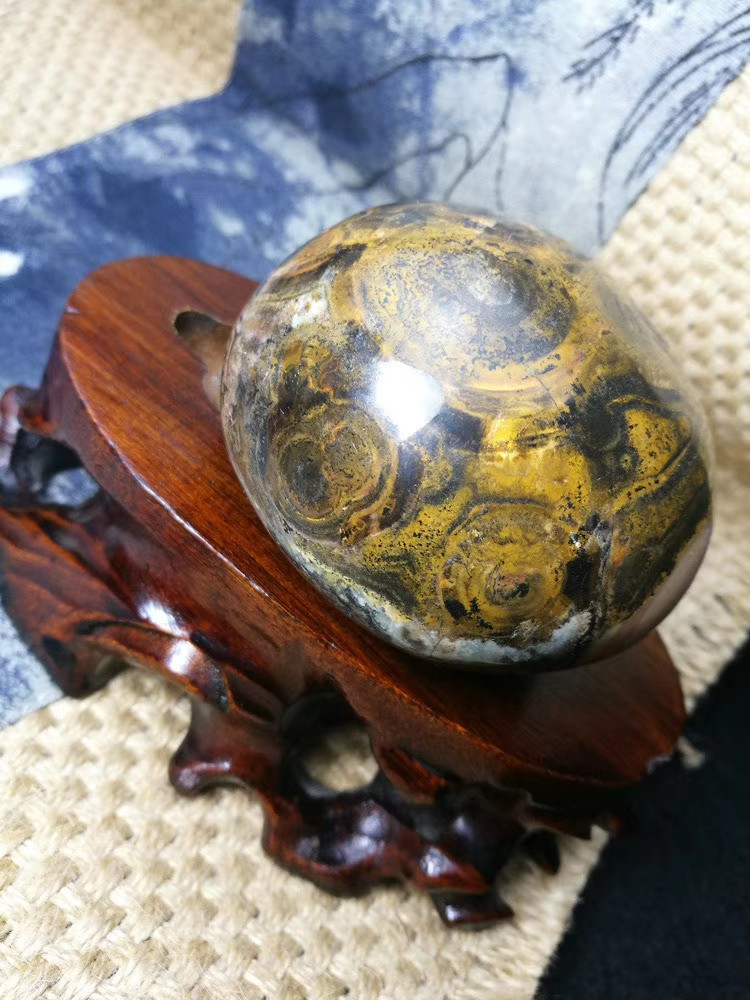 九眼石页岩智慧蒙天珠随型把玩件原矿抛光眼睛石手把件摆件