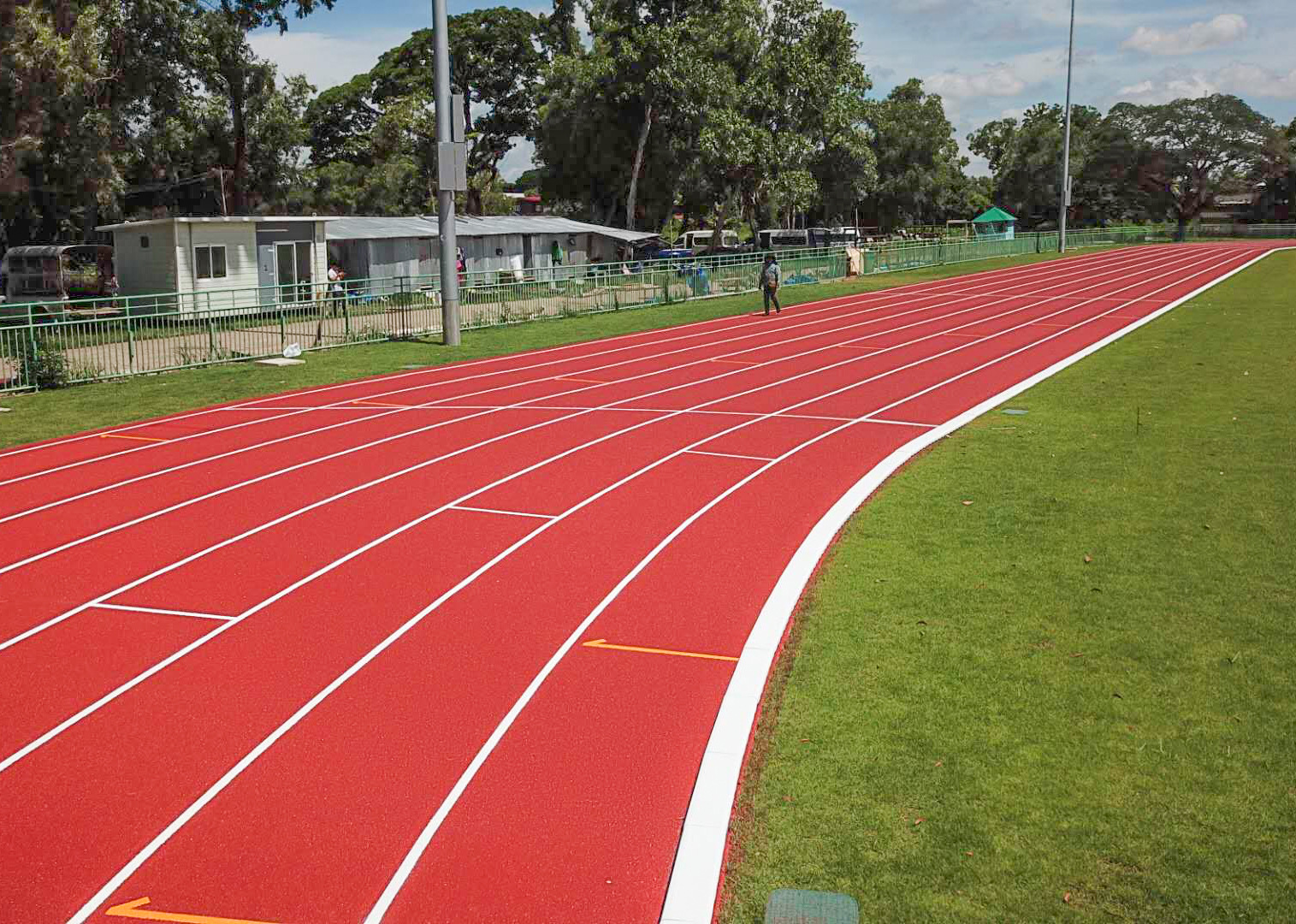 泰国混合型跑道完美竣工!