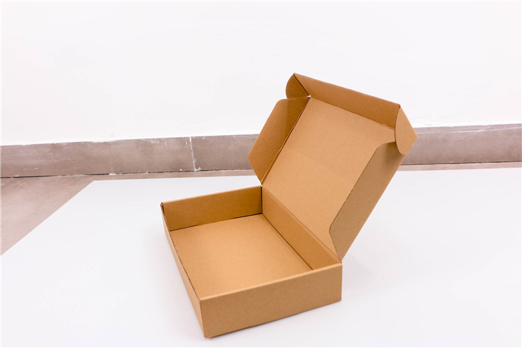 广州包淘邮宝飞机盒批发毛衣服装包装盒印刷图案logo快递打包纸盒