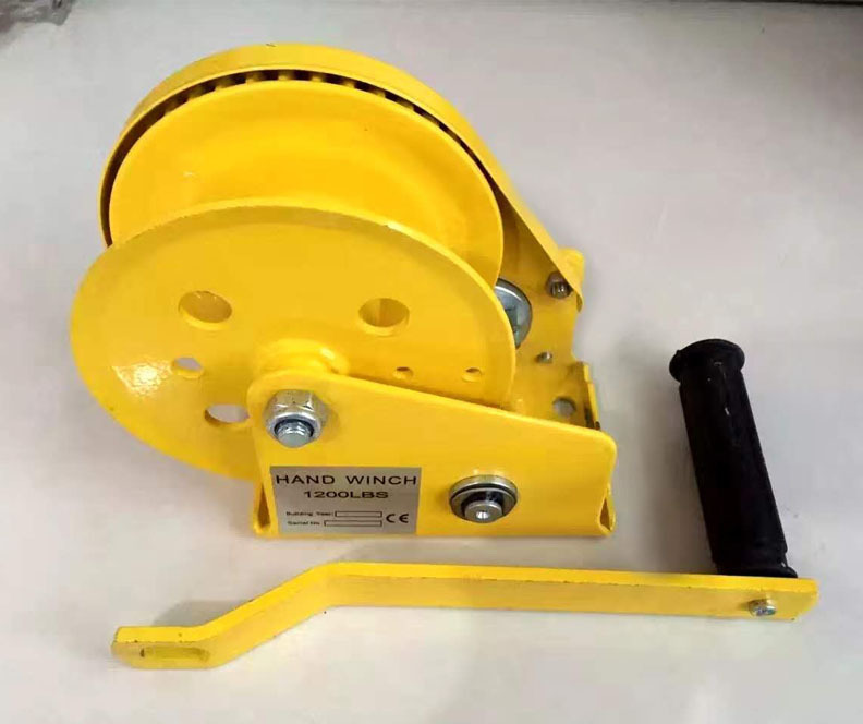 手摇绞盘双向自锁式小型手摇卷扬机1200磅1800磅手动绞车牵引机