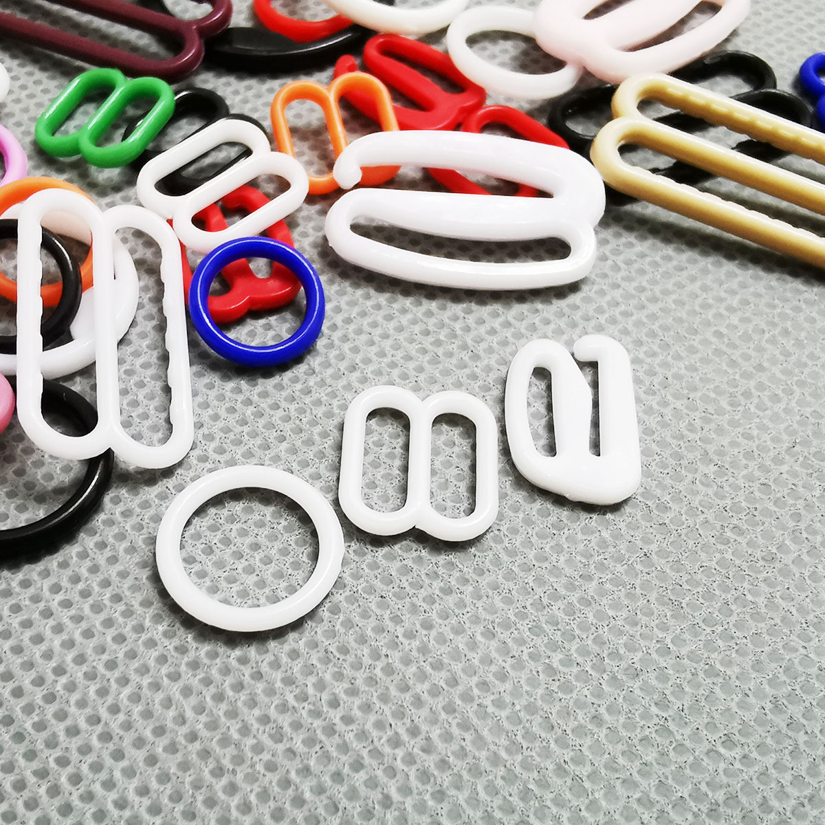 批发文胸调节扣08字环塑料扣子 环保塑料圈扣内衣肩带调节八字扣