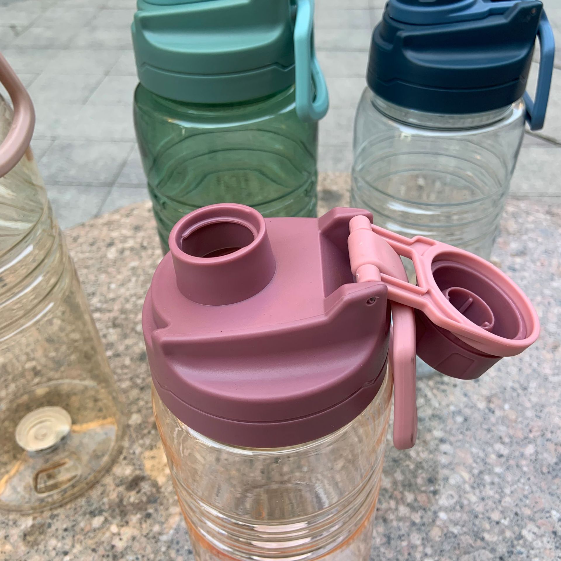 超大容量夏季塑料太空杯水杯子工地水壶防摔防爆杯大水杯子可定制