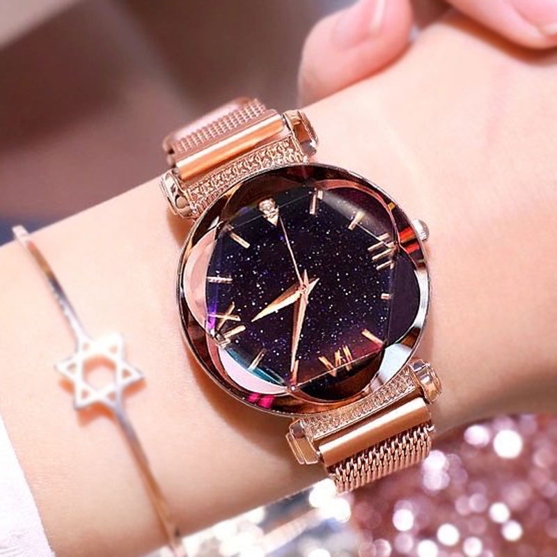 Best-Seller on Douyin Wholesale Women's Starry Quartz Watch Magnet Strap Cross-Border Watch 10 Yuan Stall Supply