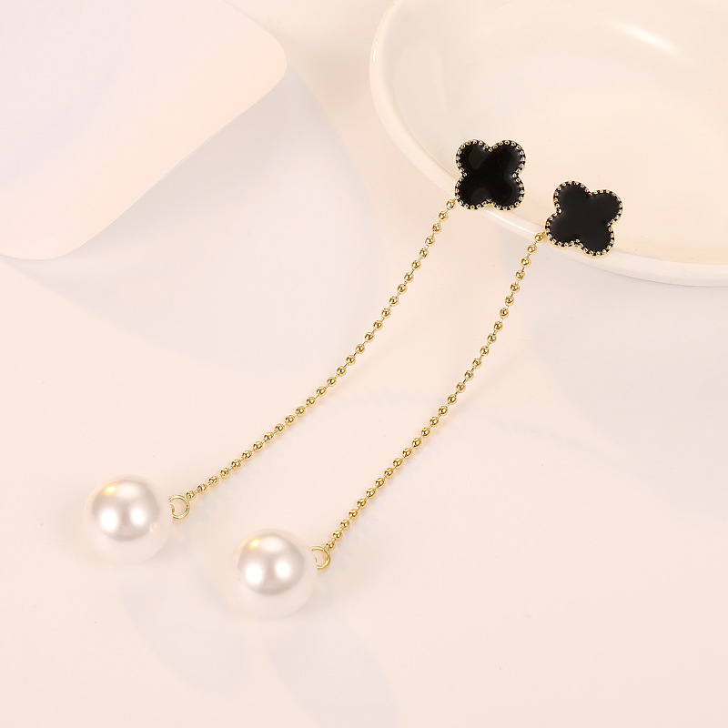 四叶草明星耳环