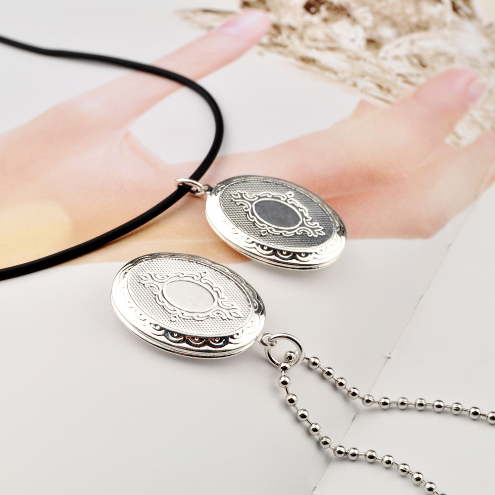 椭圆形相片盒吊坠项链镀厚白金可定制照片男女创意银饰品淘宝款