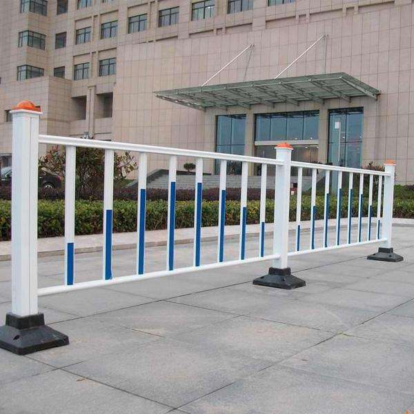 人行道护栏交通隔离护栏市政云南道路护栏京式道路护栏