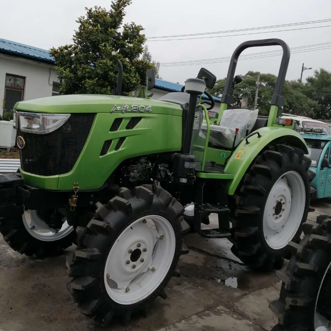 多缸四驱804拖拉机旋耕犁地水旱两用中型拖拉机国补型