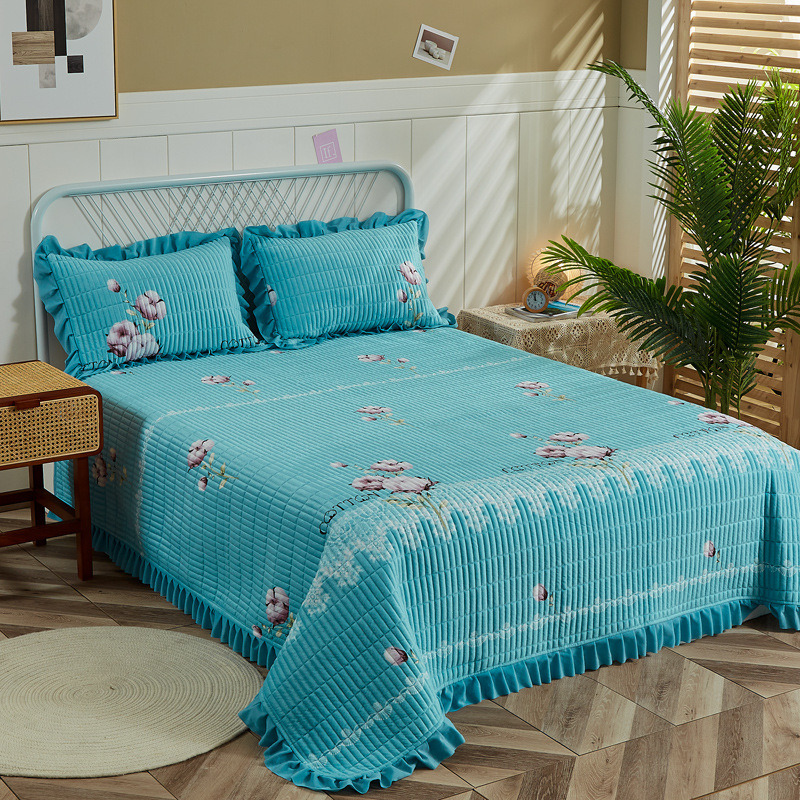 水晶绒床盖 保暖加厚夹棉榻榻米床单网红盖毯爬爬垫礼品厂家批发