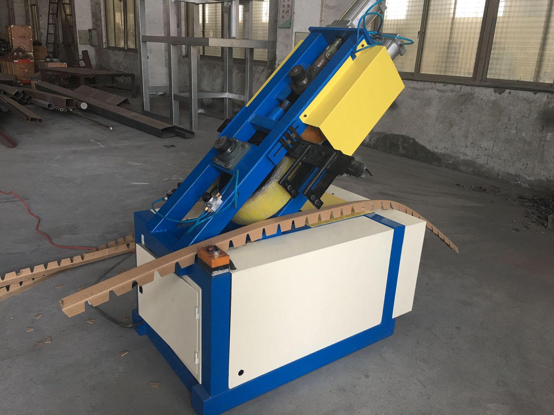 厂家直销环绕机环绕纸护角机环绕纸护角设备