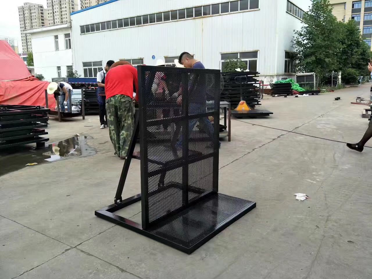 防爆铁马护栏演出移动折叠围栏活动隔离护栏临时舞台防撞铁马护栏