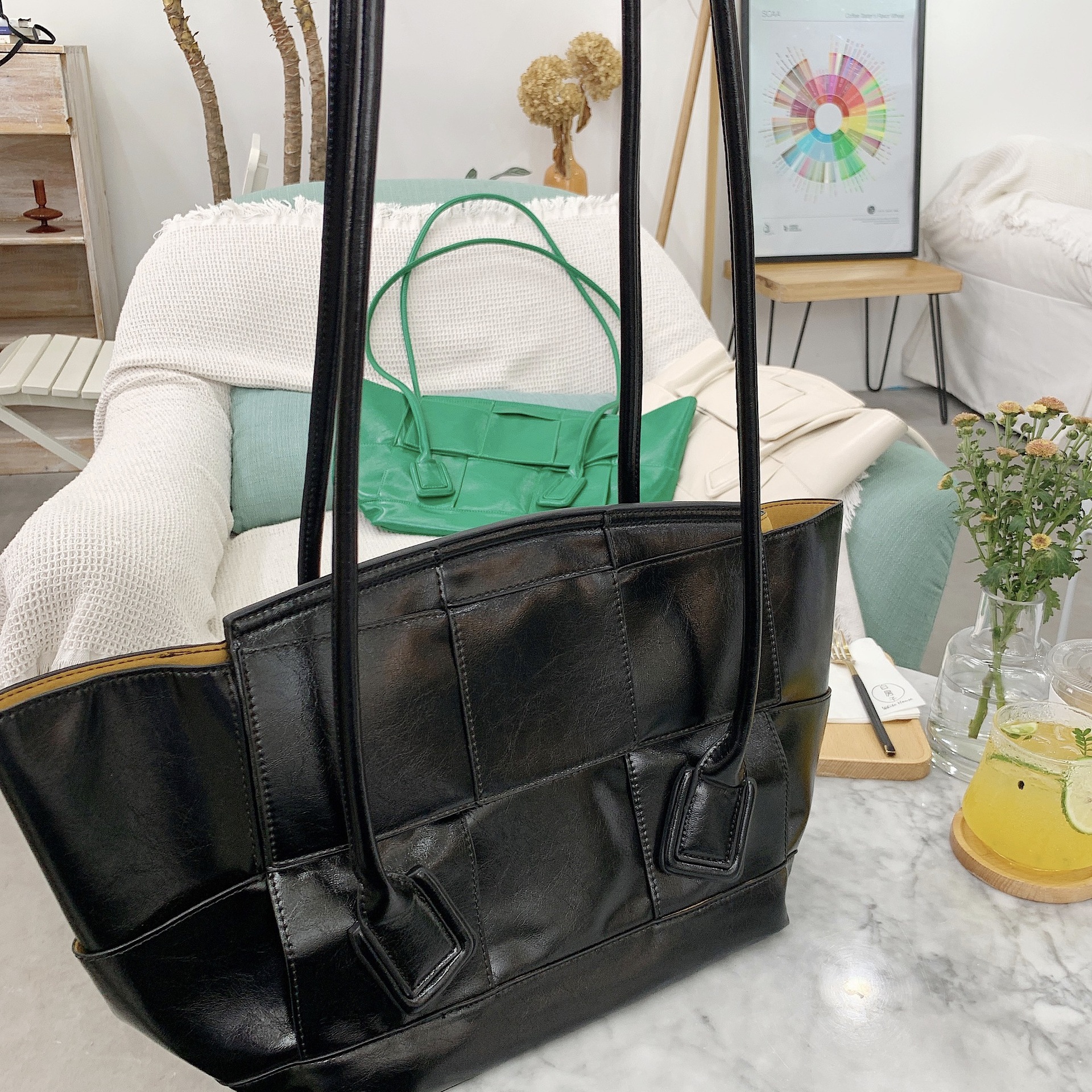 2020网红阿希哥mona同款编织格子超大容量腋下包油蜡皮单肩托特包