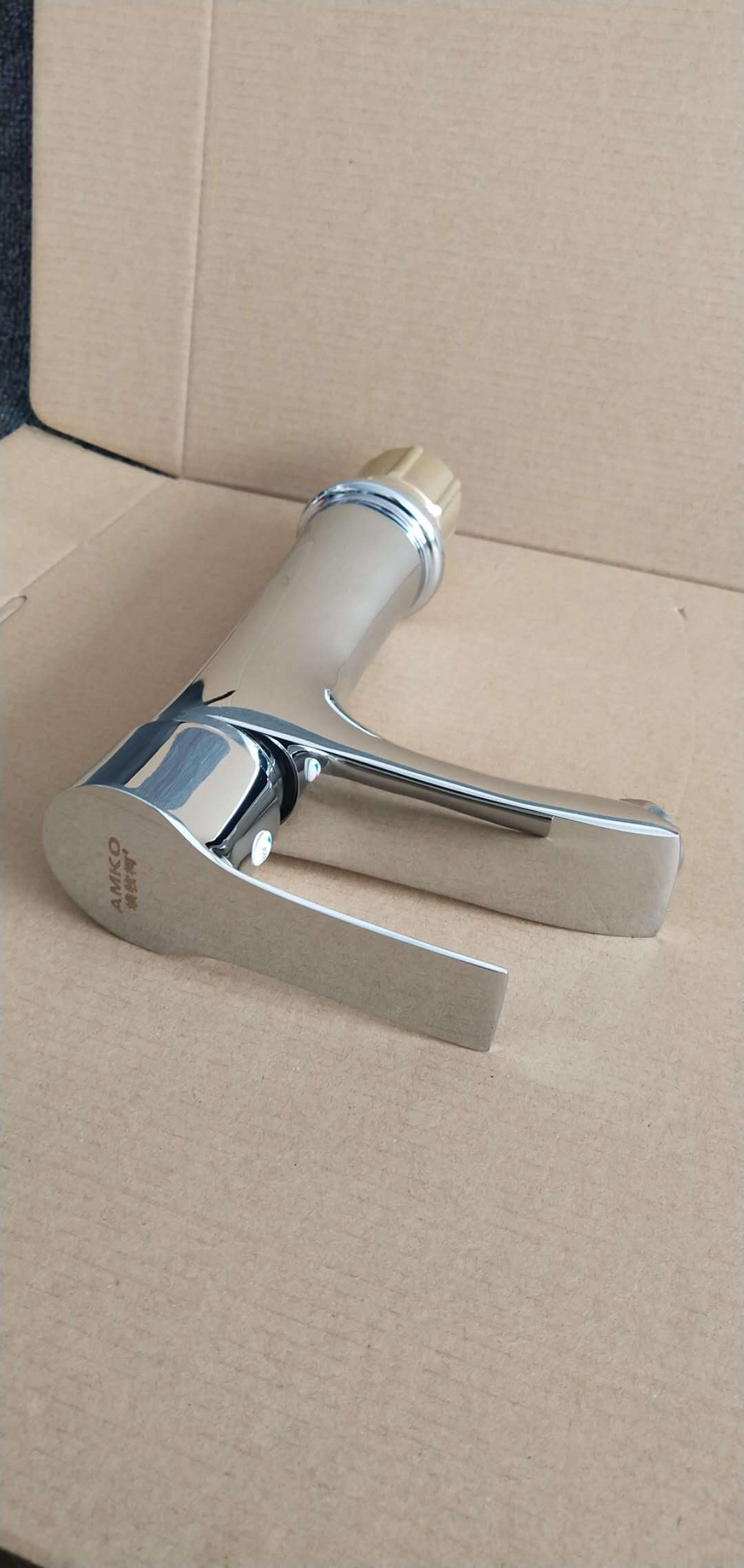 铜材福佳冷热混水阀面盆洗脸盆水龙头 卫生间单联式高更单孔龙头