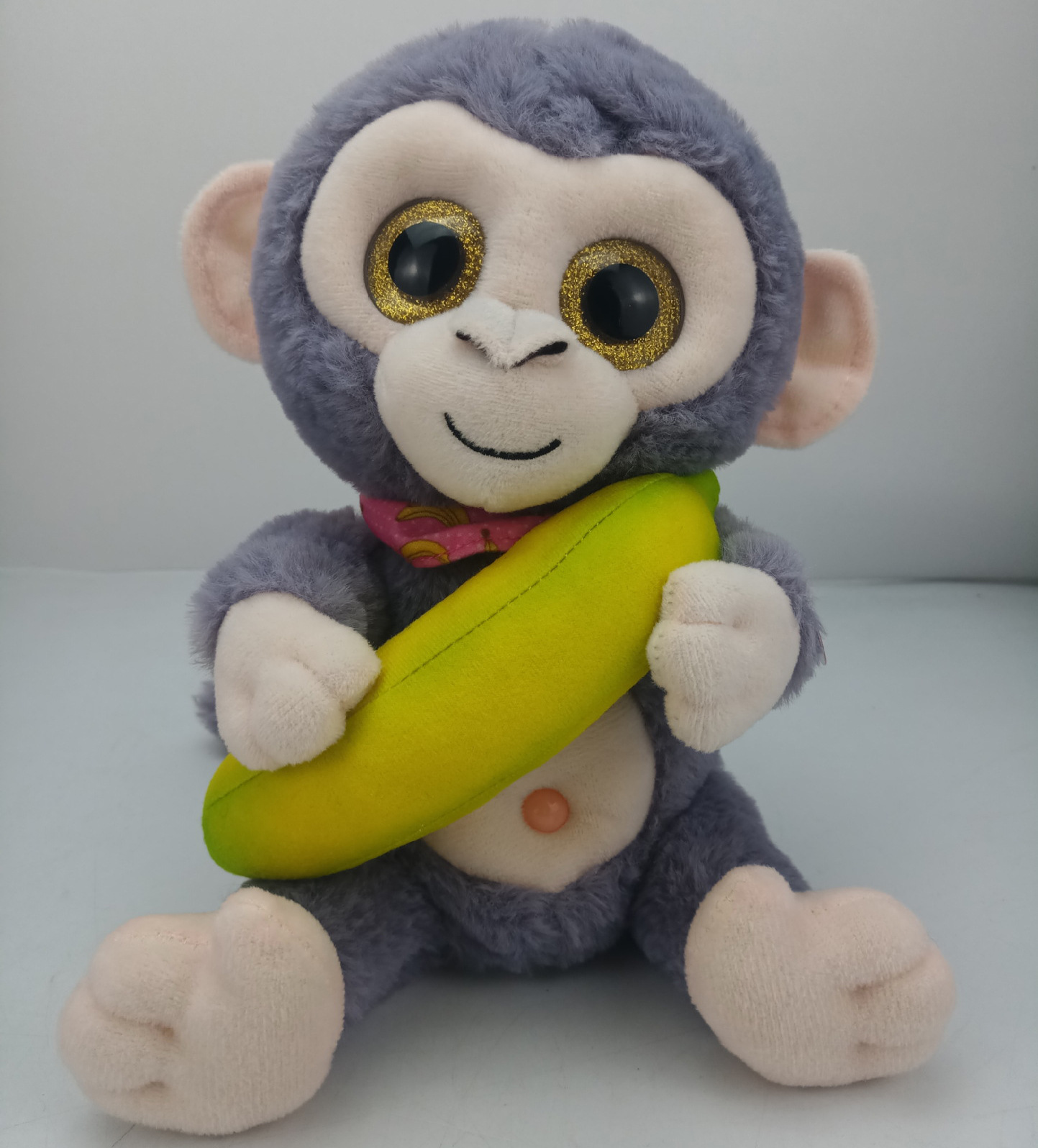 亚马逊热销玩具声控录音亮眼抱香蕉猴毛绒电动玩具可定制