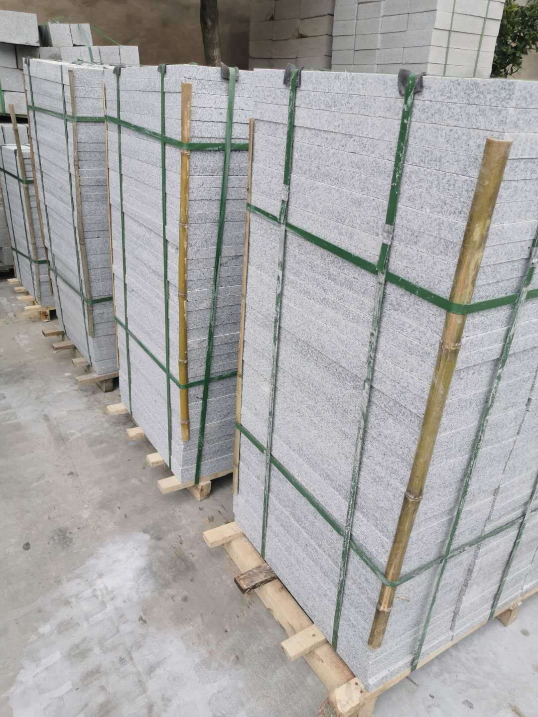 15359653875(徐) 传真/电话:0595-86008669 1号店面:福建水头中闽石材