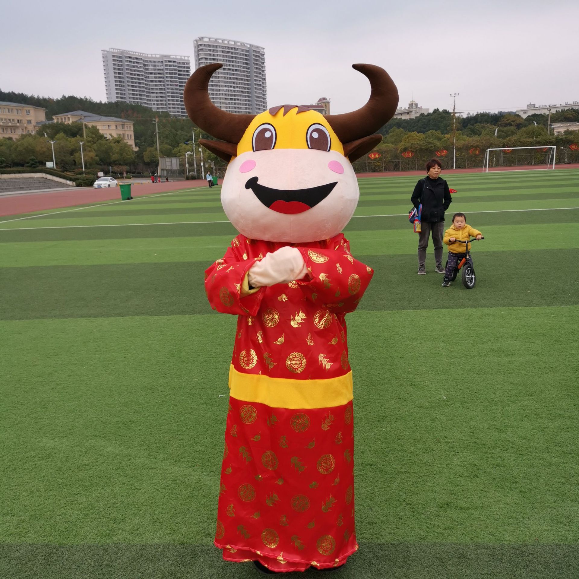 牛年财神爷卡通人偶服福禄寿喜财神行走道具牛年吉祥物年会演出服