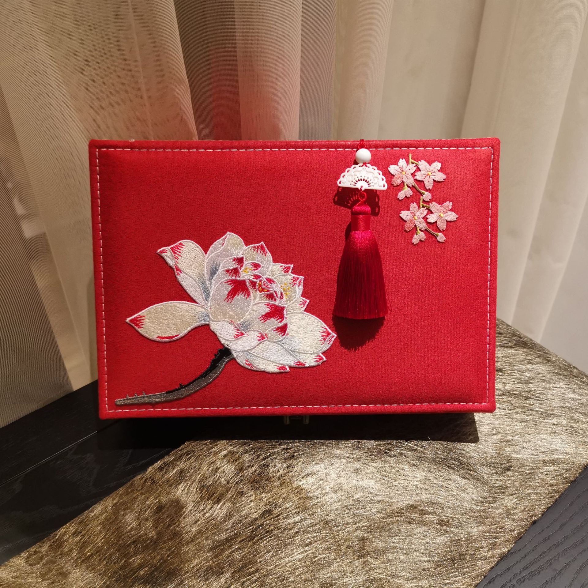 中国风绒布首饰盒古风饰品收纳盒耳钉耳环收纳盒珠宝盒刺绣礼品盒