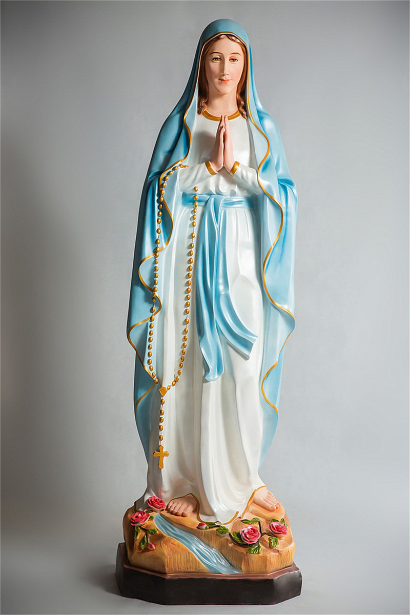 为罪人祈祷,并使山间流出一道灵泉,以治病人,从此圣母藉露德圣水,不知