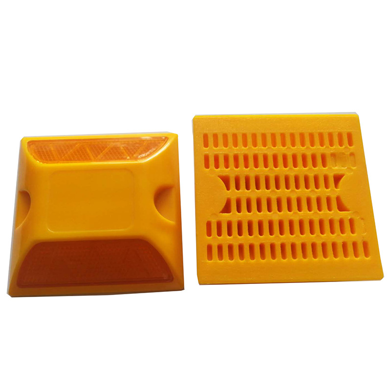 塑料道钉 交通减速道钉突起路标 道路交通设施减速塑料道钉