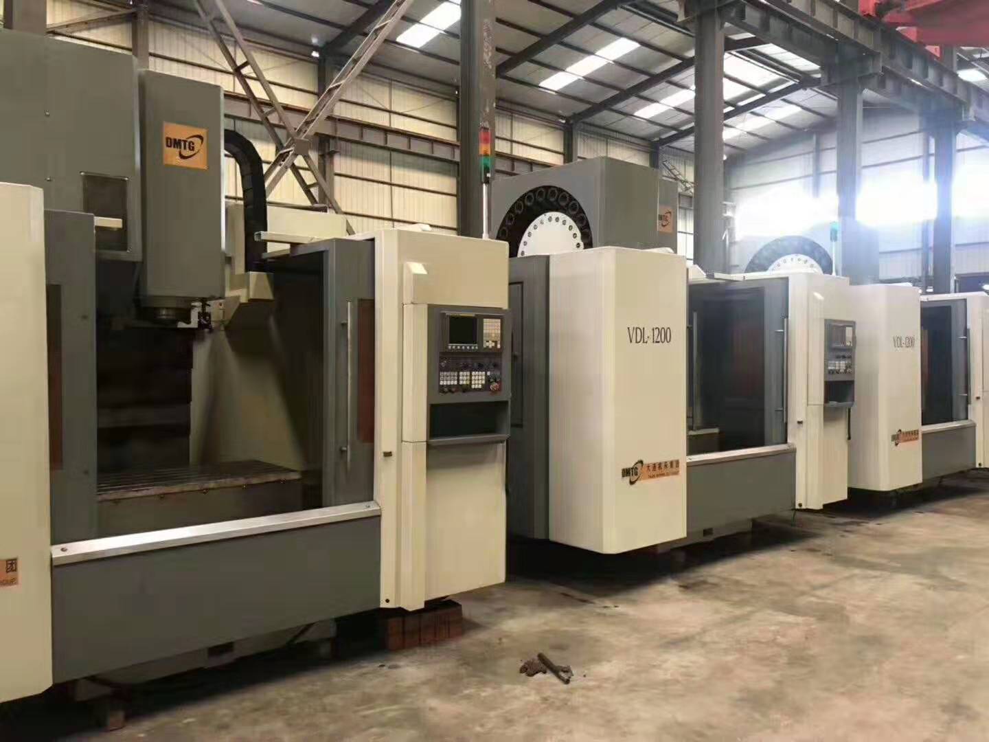 厂家处理二手抵账机大连1200立式加工中心二手加工中心