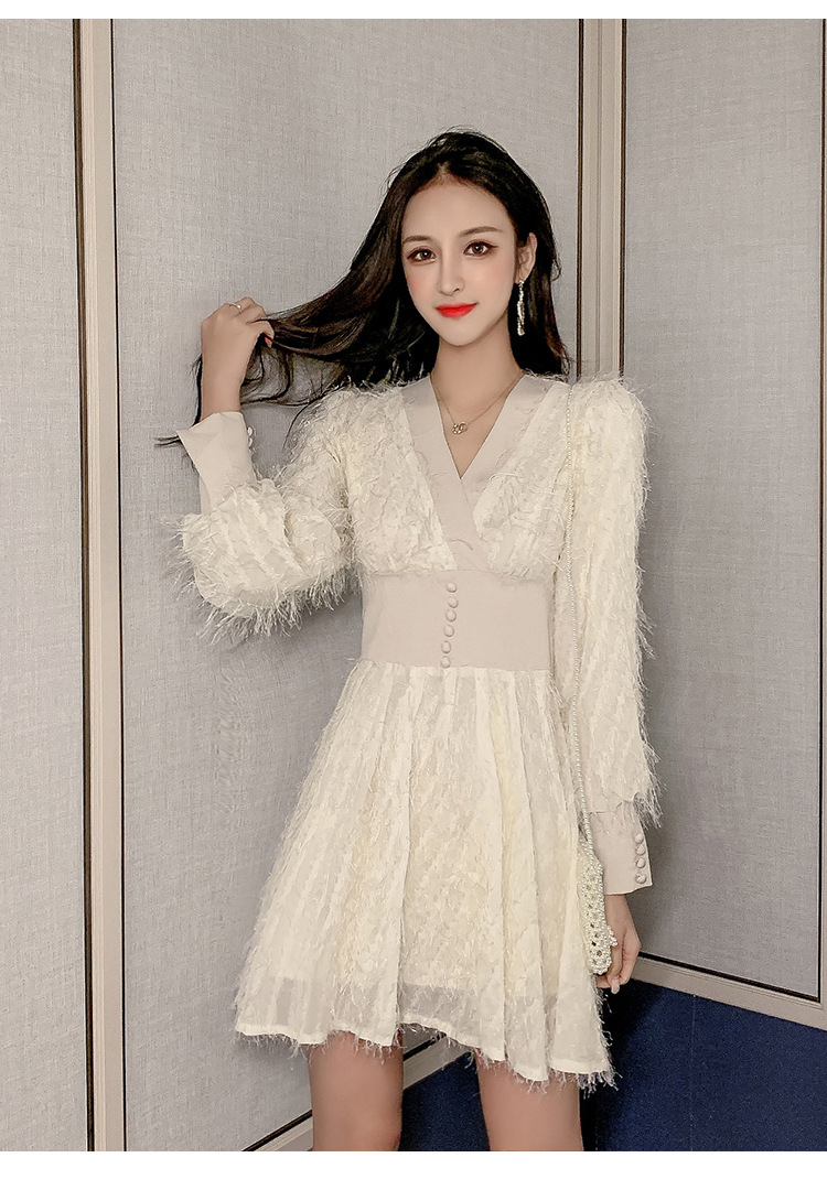 法式少女连衣裙女秋冬韩版羽毛流苏v领名媛气质礼服很仙女中长裙