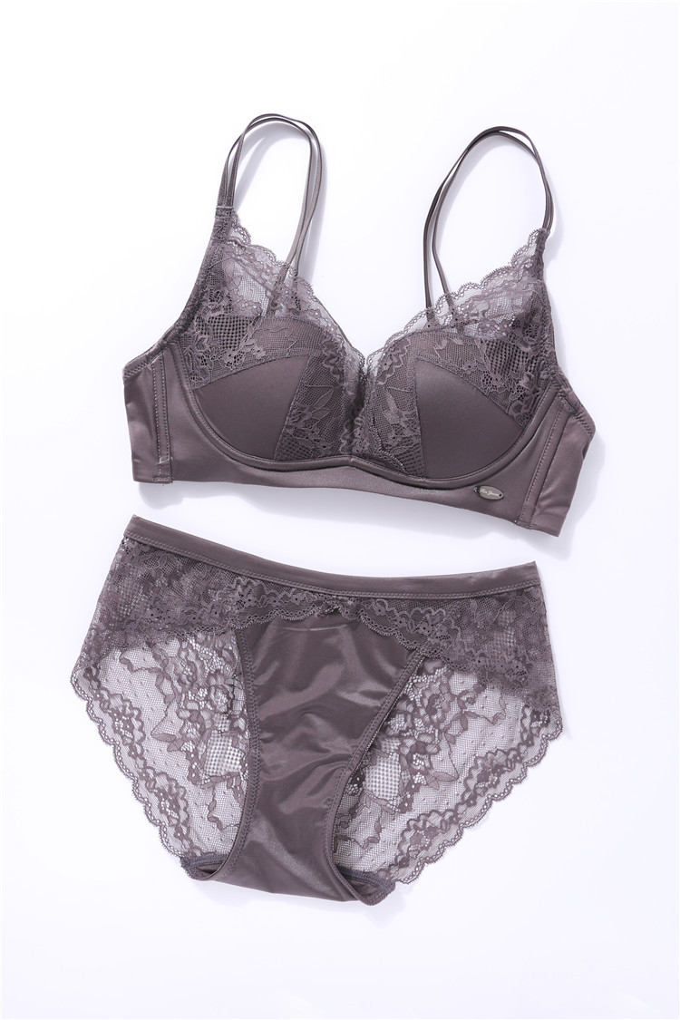 3425新款性感蕾丝小女人文胸套装 超舒适聚拢美背内衣套装
