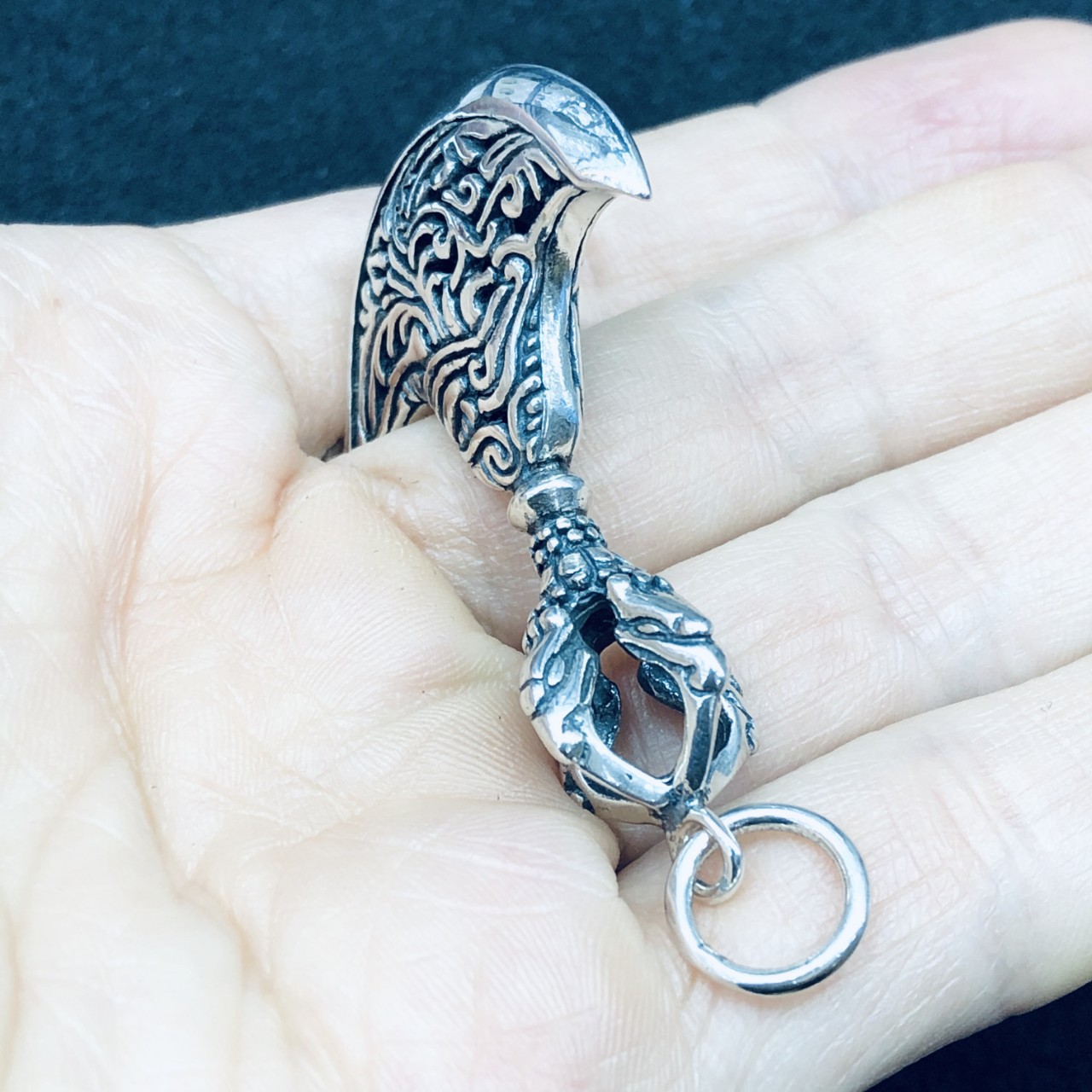 s925银金刚斧吊坠? 仿古金刚钺刀降魔杵 个性镂空斧头项饰挂坠