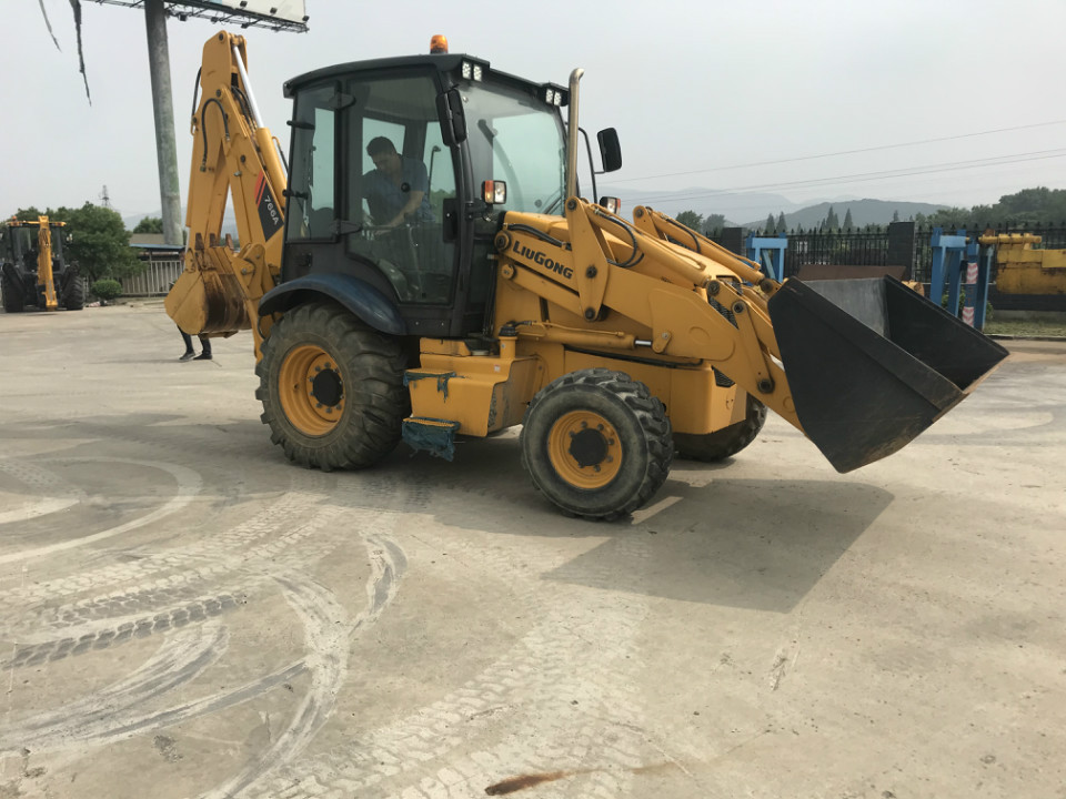 出售新款柳工clg766a挖掘装载机 两头忙