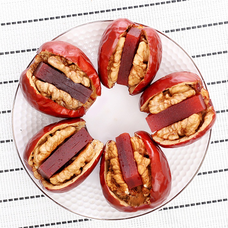 舌里红枣夹核桃山楂糕1000g新疆大枣加核桃仁夹心抱抱真空小包装