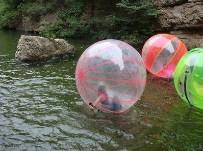 乐飞洋 水上充气步行球水晶球碰碰球滚滚球 充气水上乐园模型玩具