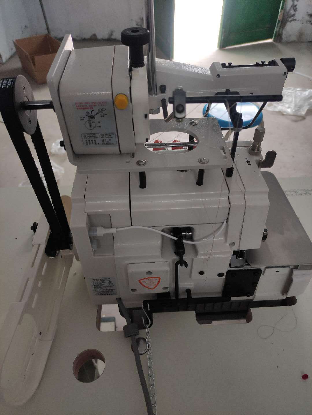 浴帽拷边机三线包缝机银剑款747锁边机工业缝纫机厂家直销