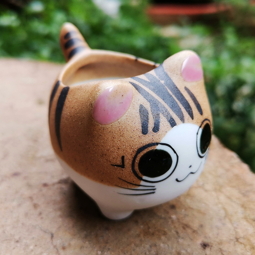 掌柜推荐手绘小号猫猫限购50个陶瓷摆件多肉实用地摊货源一件代发