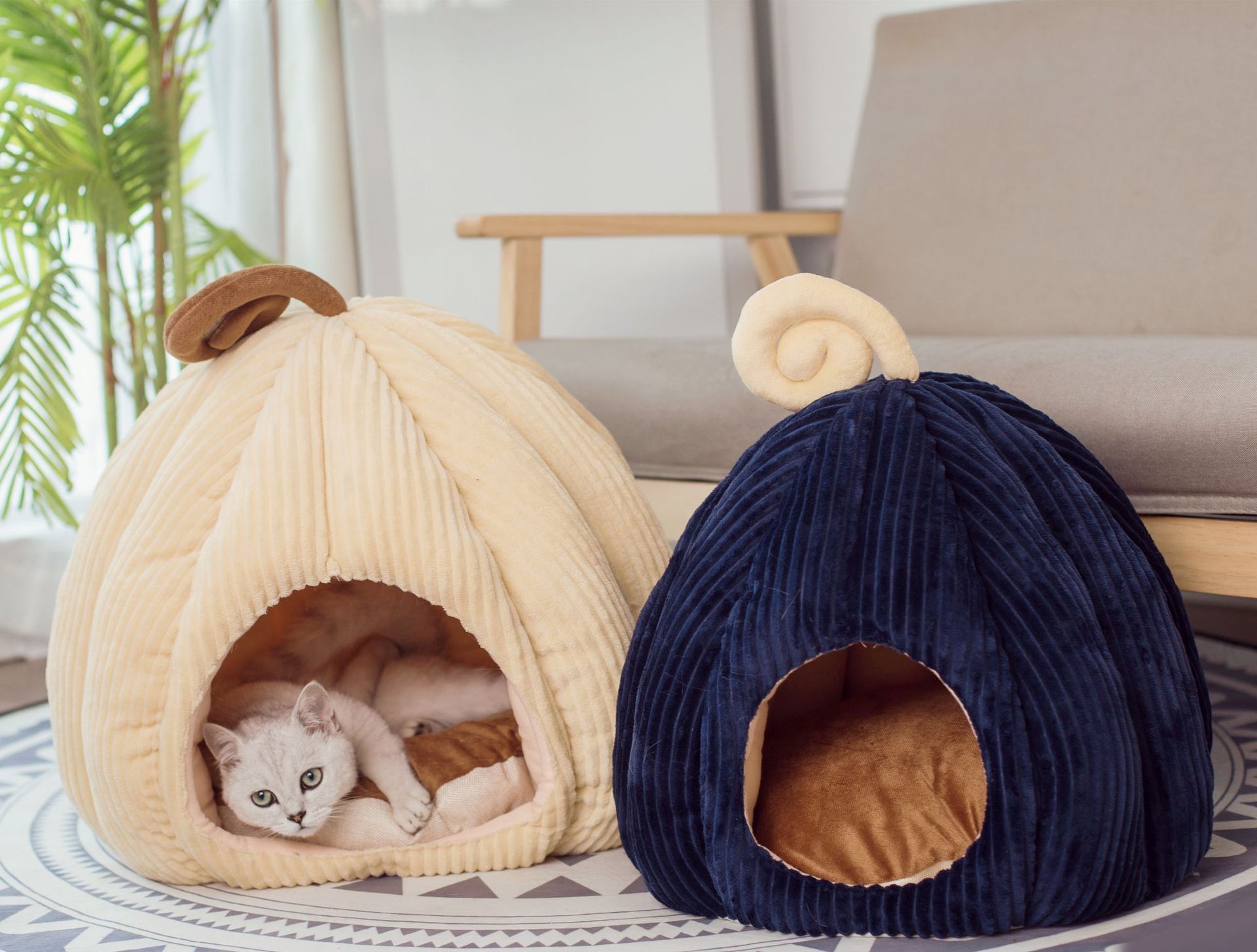 宠物猫窝封闭式猫窝狗窝冬季加绒源头工厂可拆洗宠物南瓜猫窝