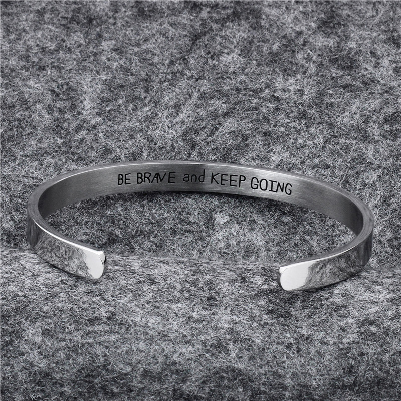 韩国热销气质饰品欧美风男女通用平面刻字钛钢电镀手镯可定制批发