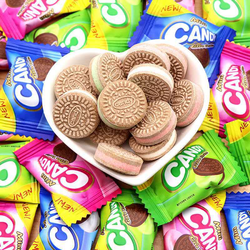 三层夹心巧克力奶片糖干吃奶片网红奶片零食糖果巧克力抹茶草莓