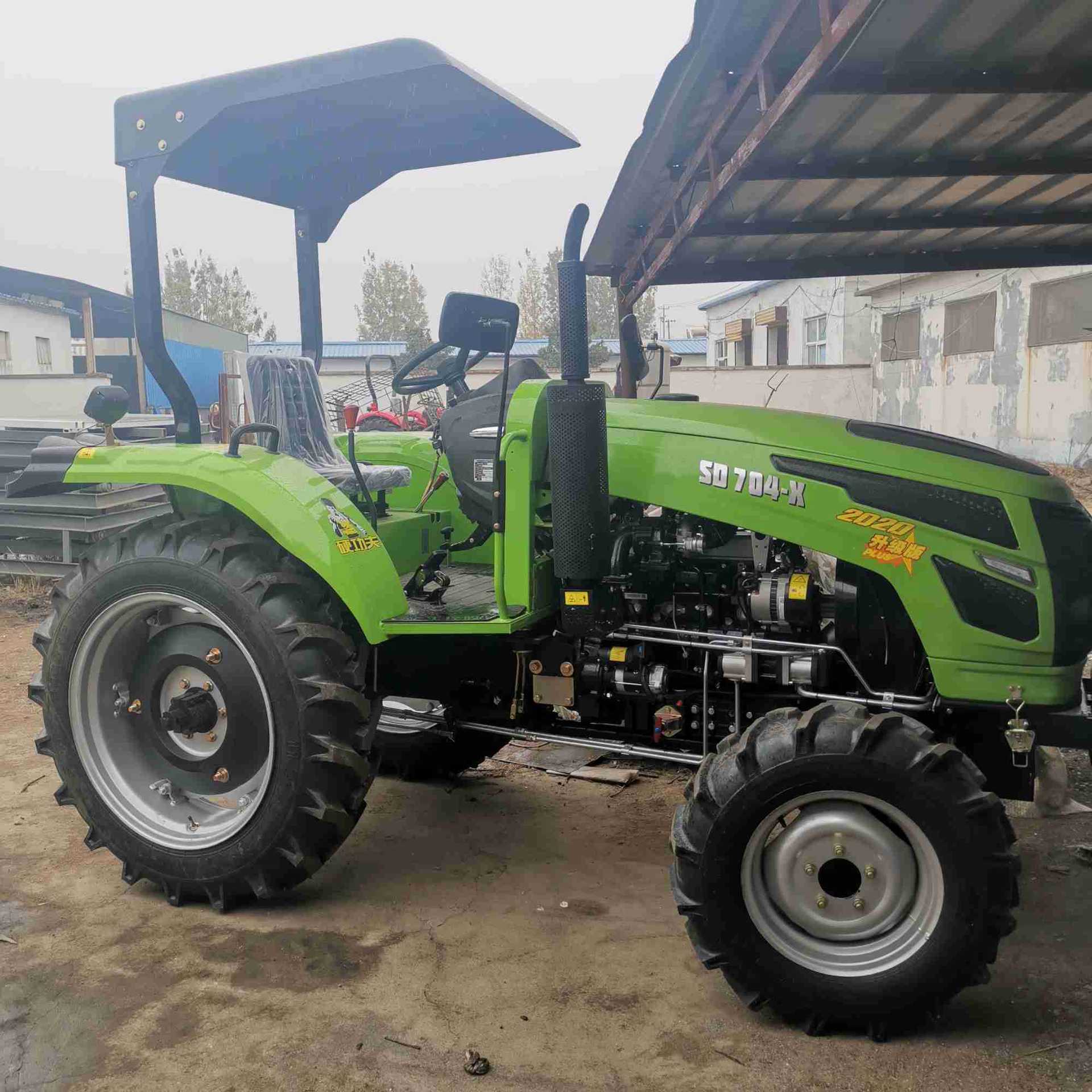 农用四轮四驱拖拉机萨丁704拖拉机打田犁地旋耕机