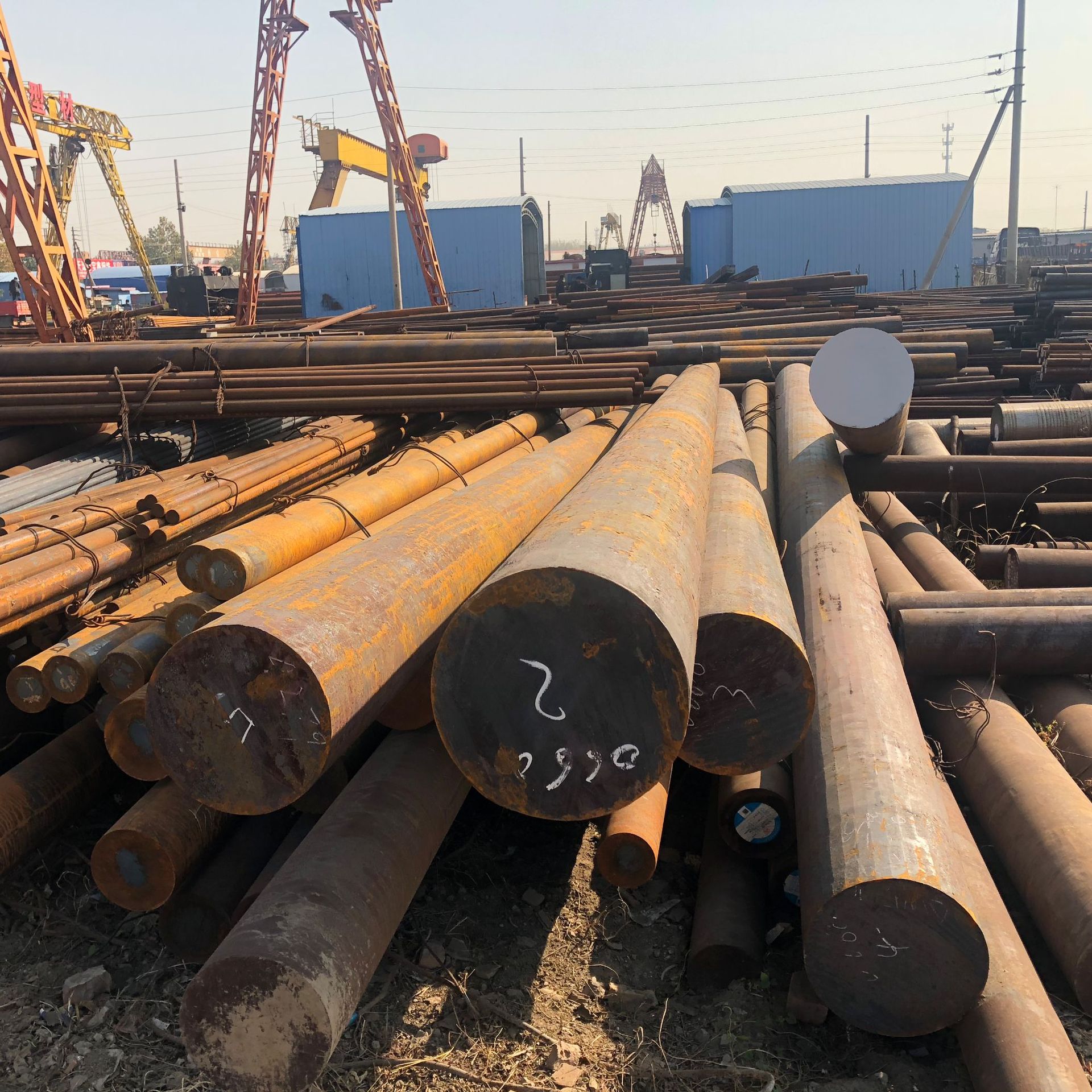 凌钢长度6米热轧42crmo大直径可带锯切割40cr合金结构圆钢