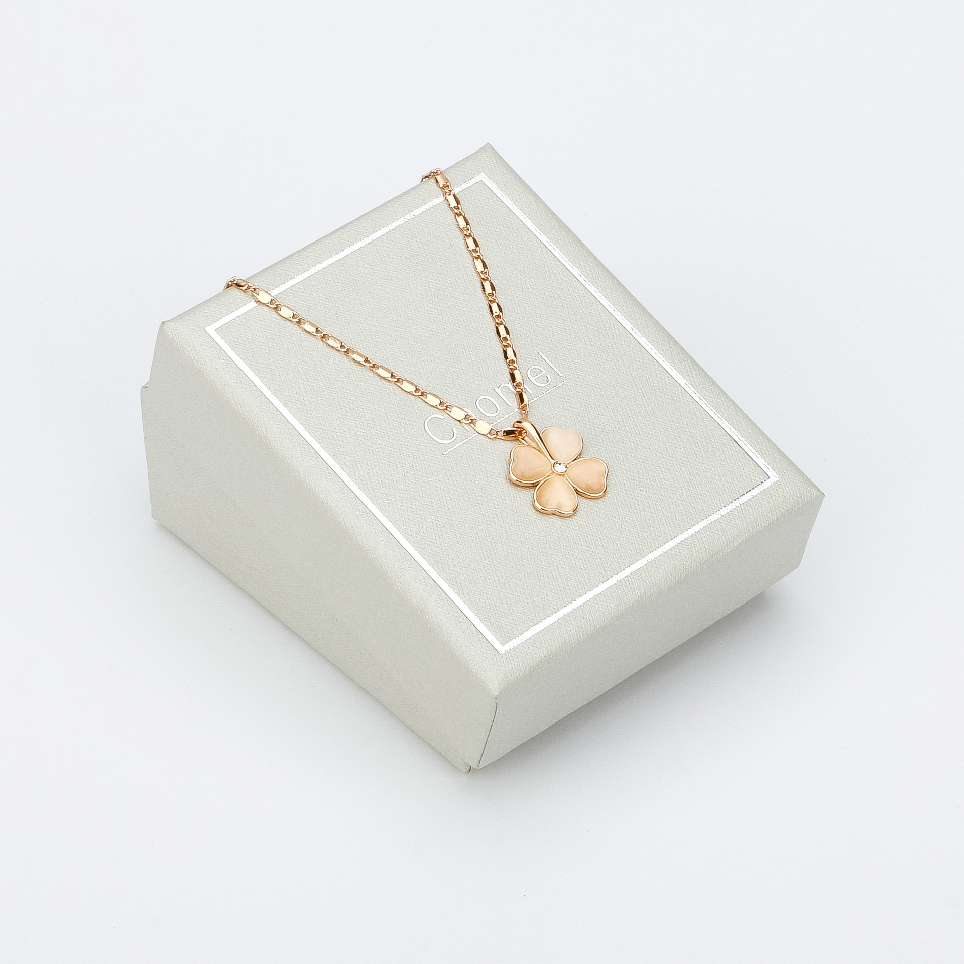 新加坡chomel项链女 月光石四叶草简约百搭锁骨链 小众设计饰品