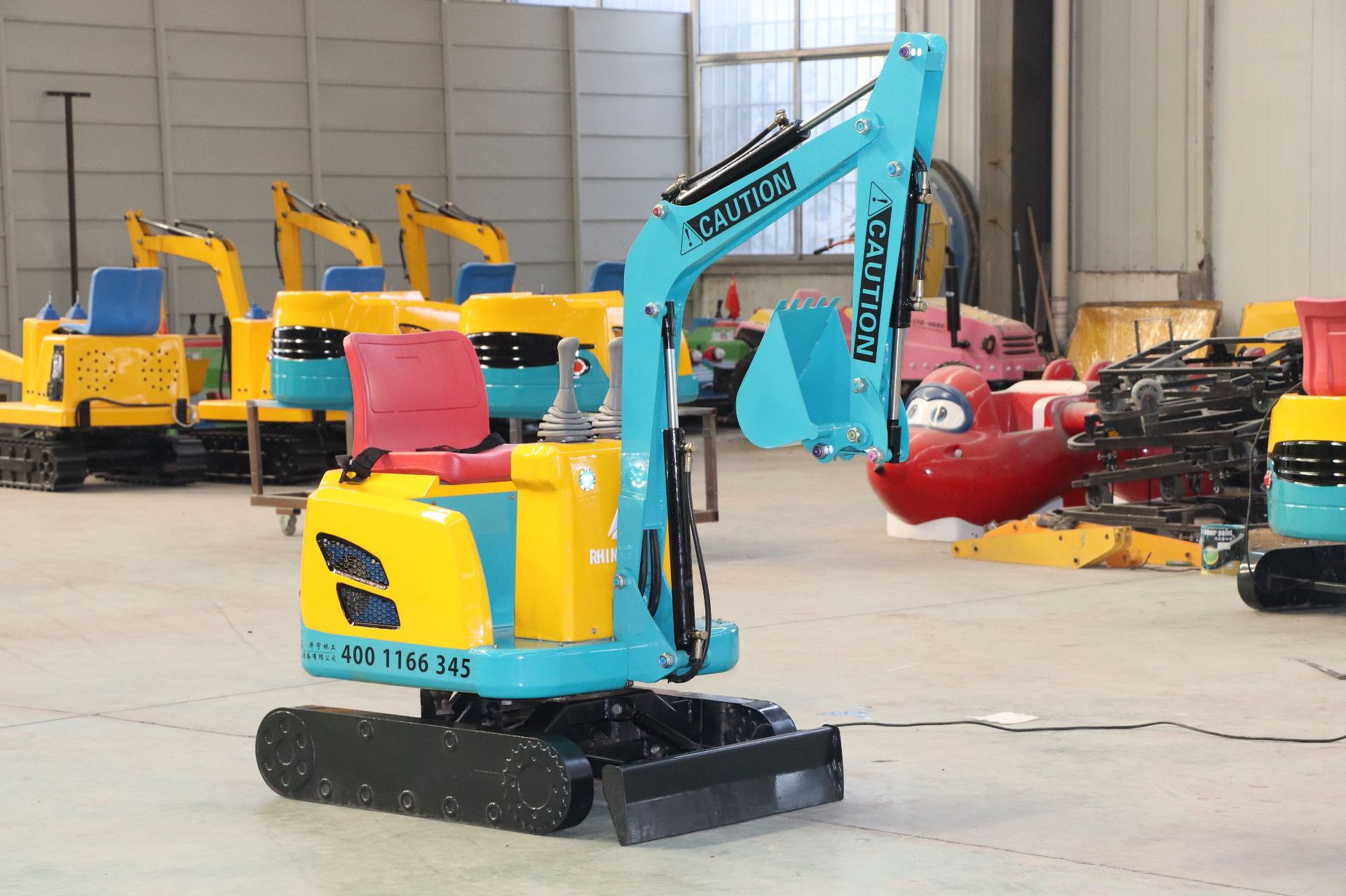 2021新款室内外儿童投币挖掘机游乐挖掘机摆摊游乐设备电动挖土机