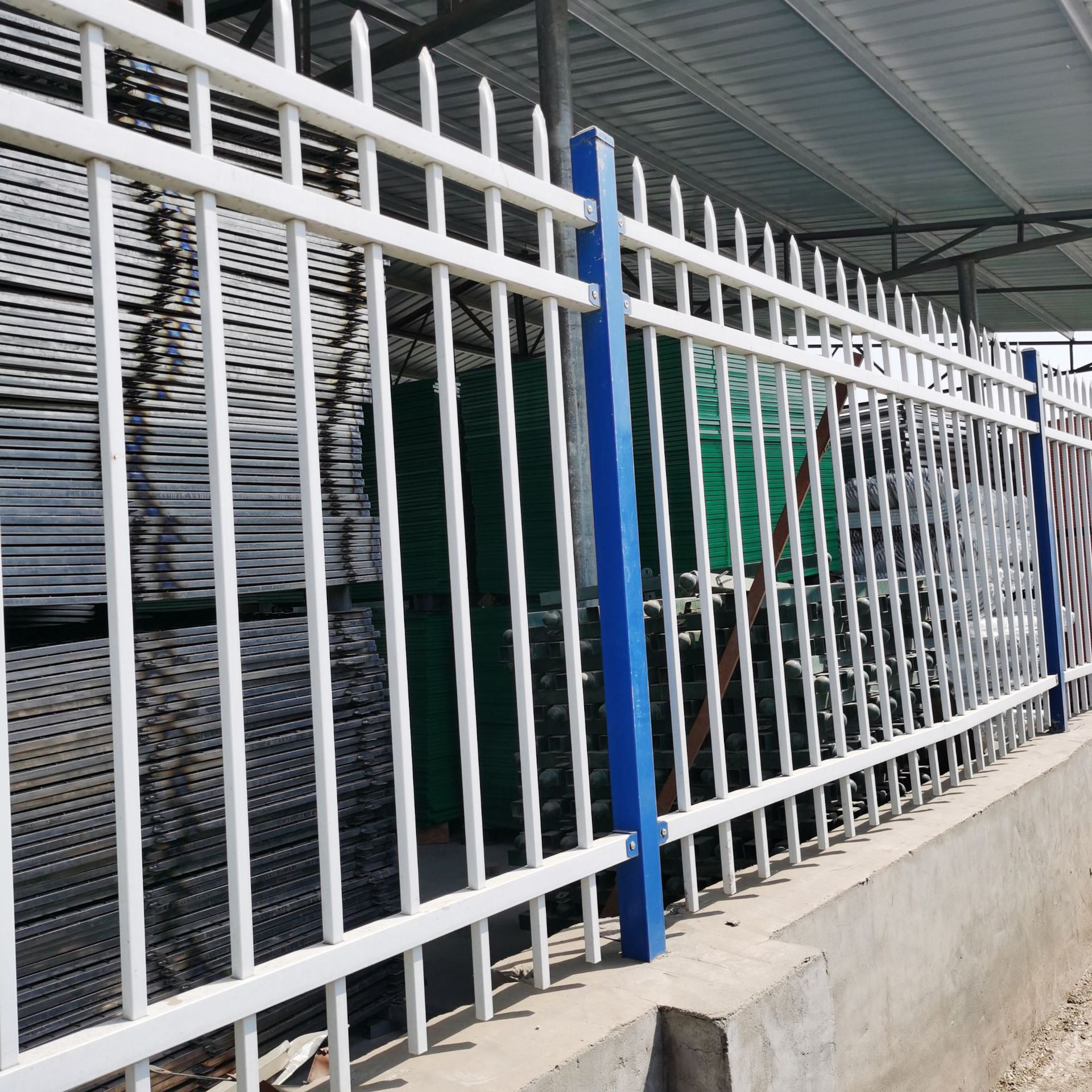 围墙别墅护栏 穿插围墙护栏 铁艺围栏小区园林绿化围墙防护栏批发