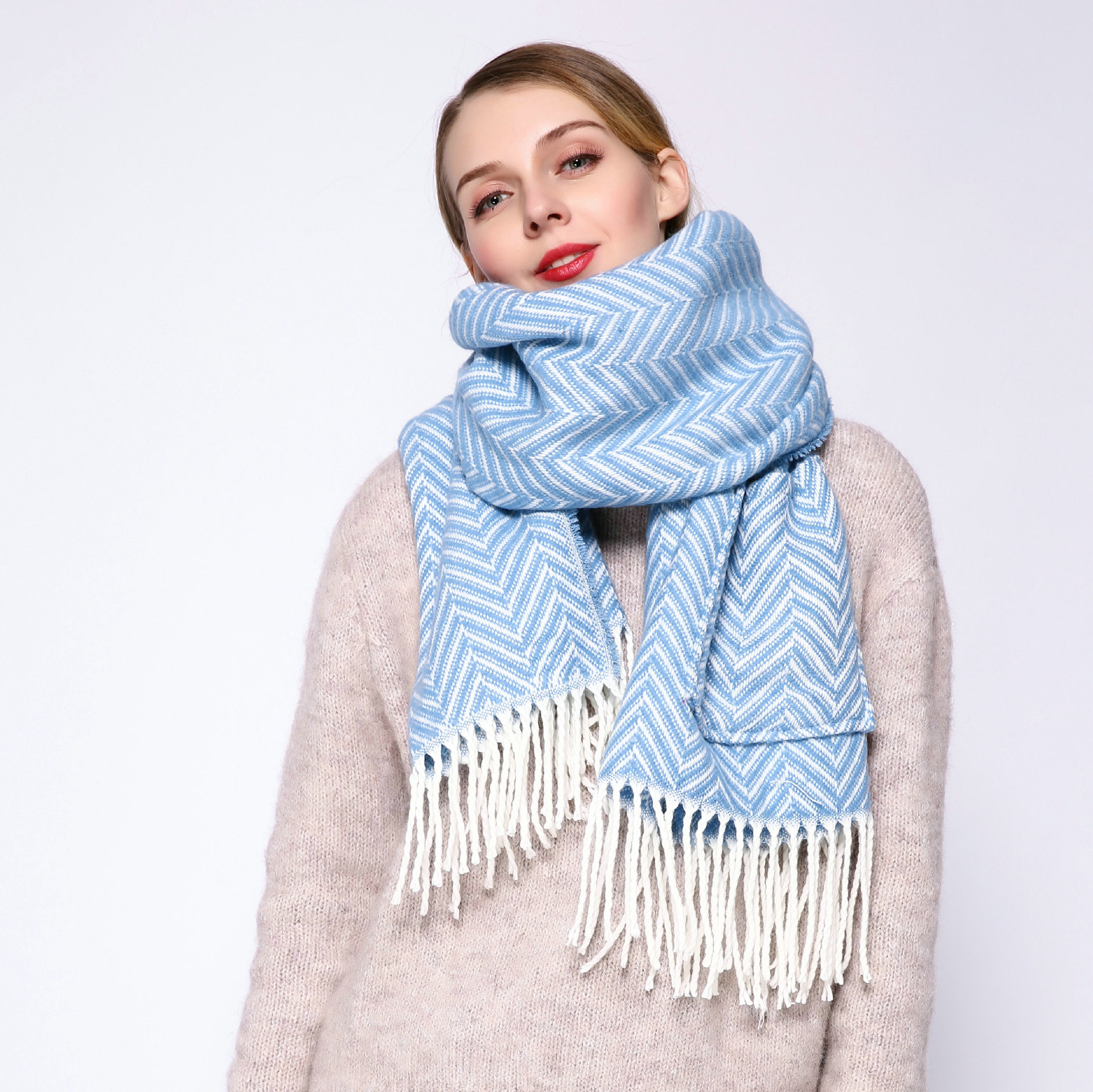 欧美仿羊绒围巾女秋冬新款时尚保暖流苏围脖拼色人字条纹口袋围巾