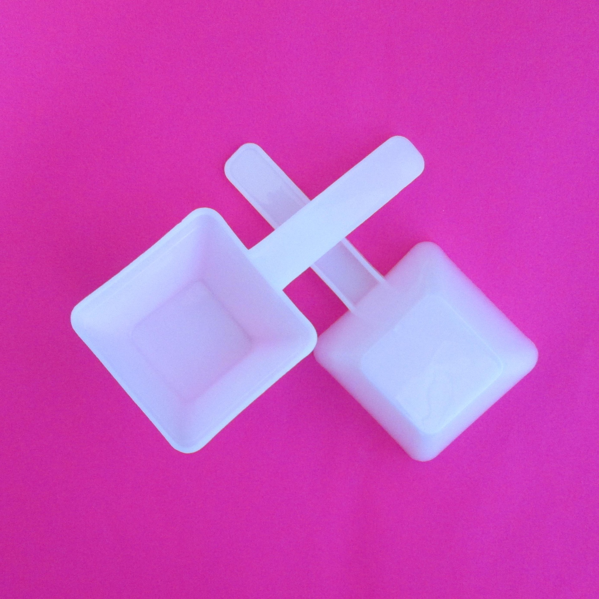 现货供应塑料奶粉勺15克洗衣粉勺30毫升量勺咖啡茶叶液体勺宠物勺