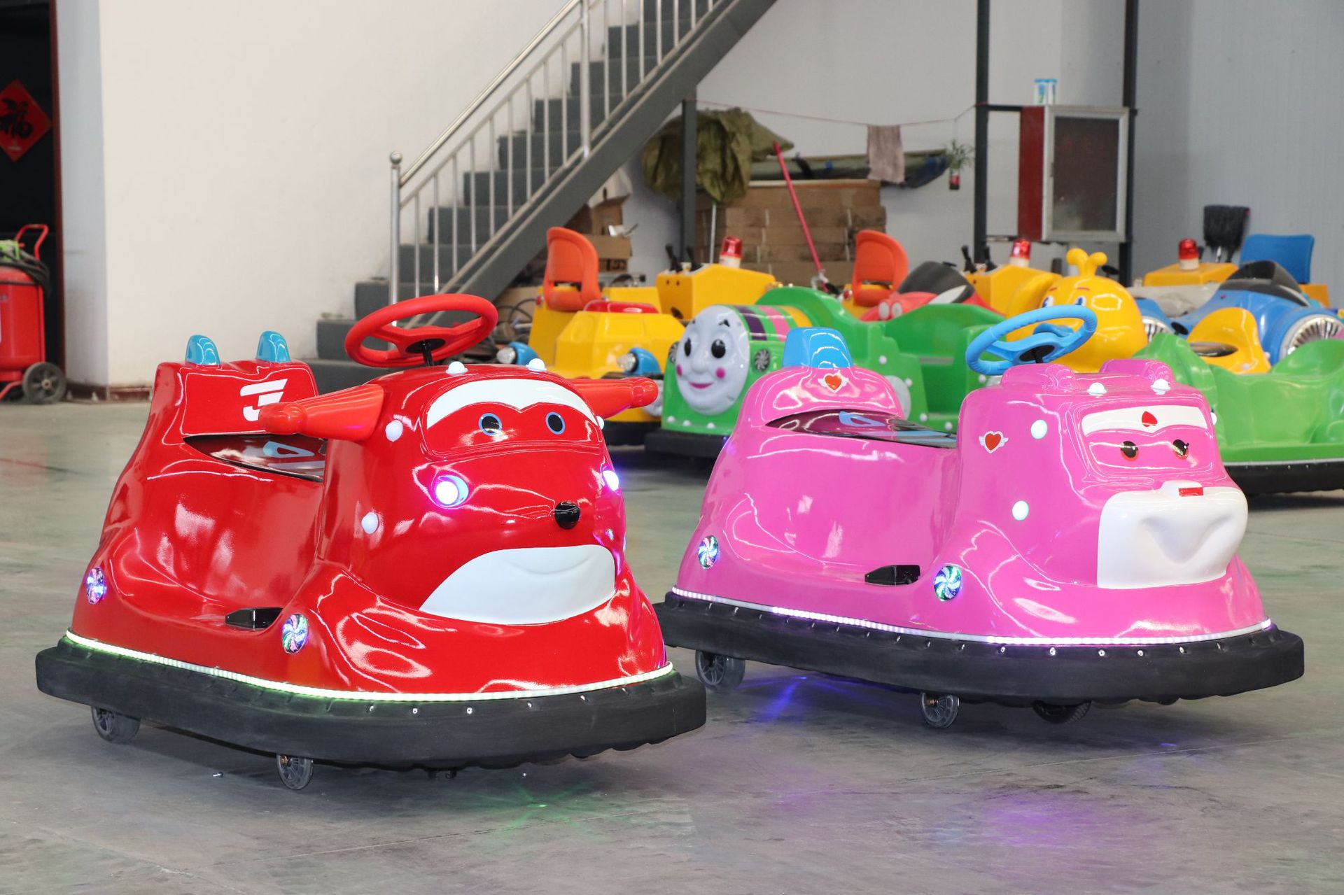 发光碰碰车游乐设备 儿童亲子广场电瓶车室内户外新型摆摊游乐车