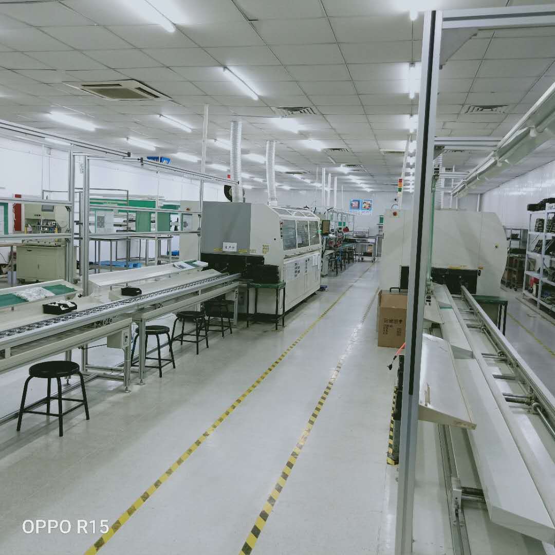 波峰焊车间一角