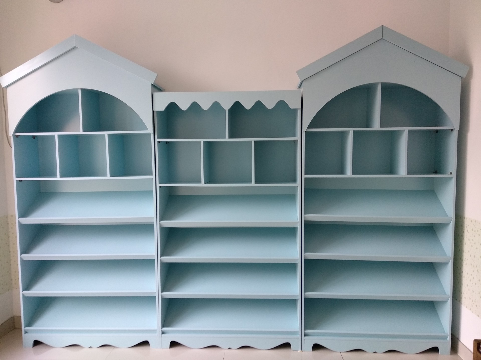 木质图书馆展柜儿童书柜幼儿园书架绘本馆货架儿童乐园玩具展示柜