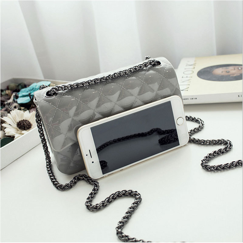 Wholesale European and American Small Bag 2018 Summer New Fashion Shoulder Messenger Bag Pearl Glossy Gel Bag Chain Bag