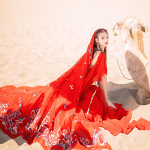 红色旅拍沙漠长裙旅游度假裙民族风复古显瘦连帽连衣裙