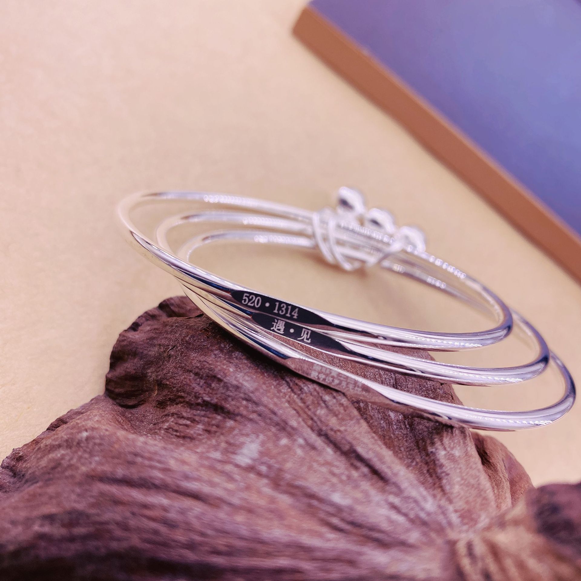 s999足银闭口纯银手镯女三生三世光面铃铛三圈手环多圈520银镯子