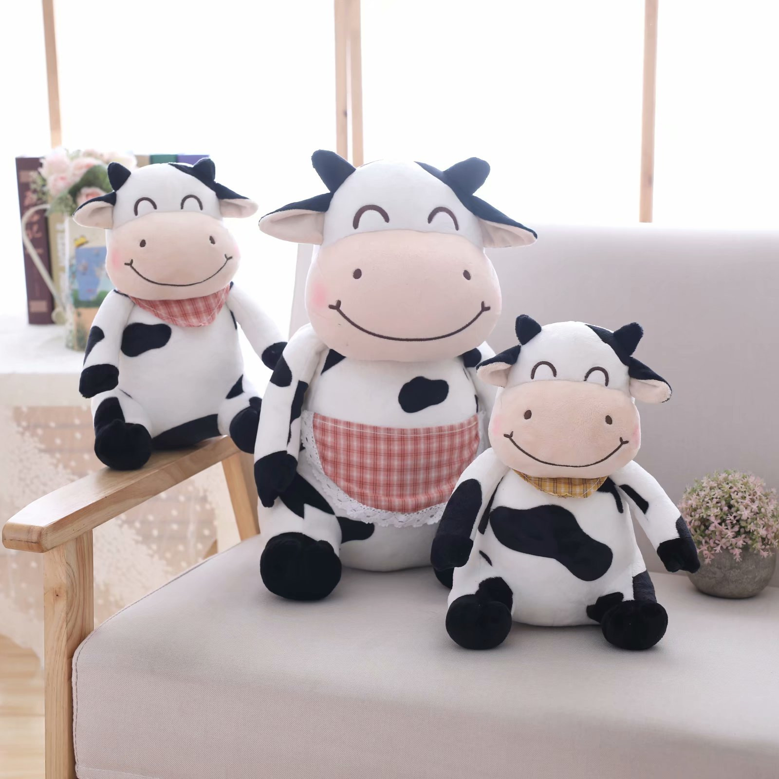 可爱卡通坐姿奶牛公仔生肖牛毛绒玩具安抚玩偶抓机娃娃活动礼品女