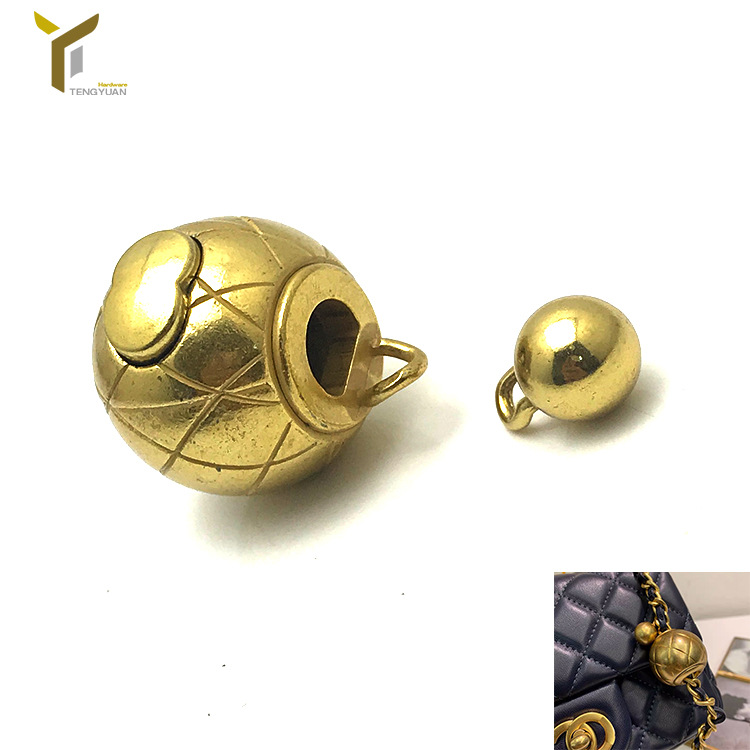 箱包五金鎏金大小球金属扣 锌合金压铸菱格包链条调节金珠球